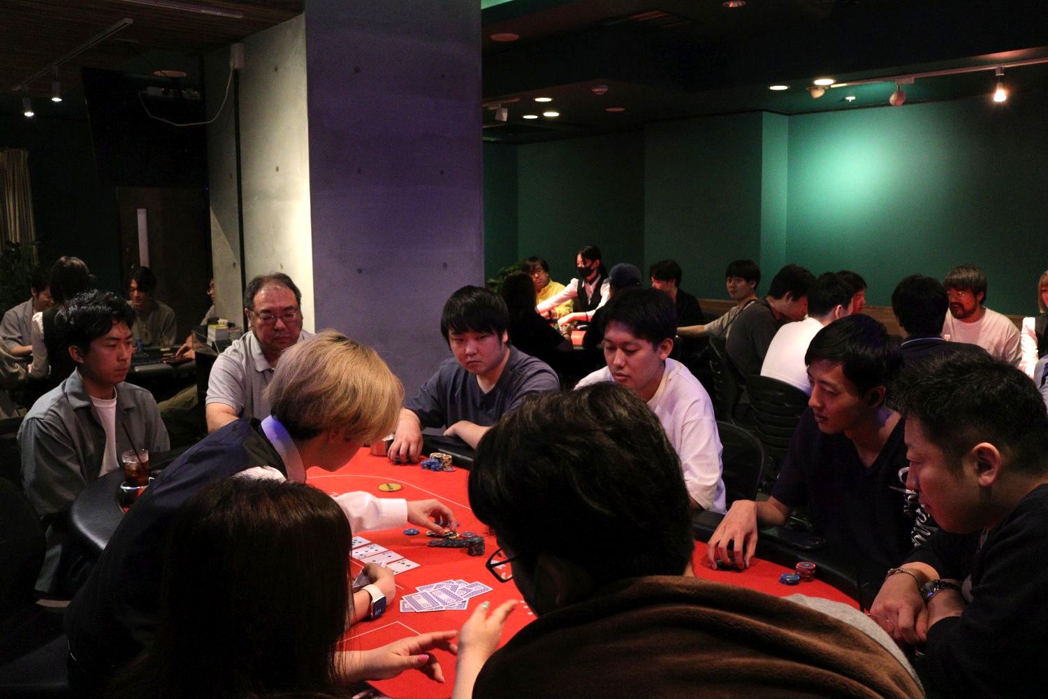 SPARKL店内でのプレイの様子